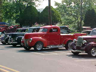 Street Rods, all are driven to the show, if it can't be driven, it can't get in the show.  And each car has to be older than 1949.